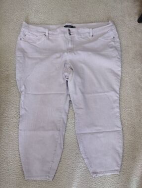 torrid Pale Pink Cropped Stretch Skinny  Leg Jeans
